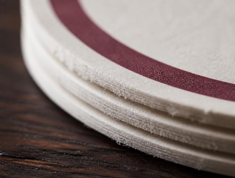 Bierdeckel – Detailaufnahme (Symbolbild)